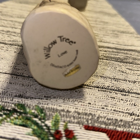 Willow Tree Love - Picture 4 of 4